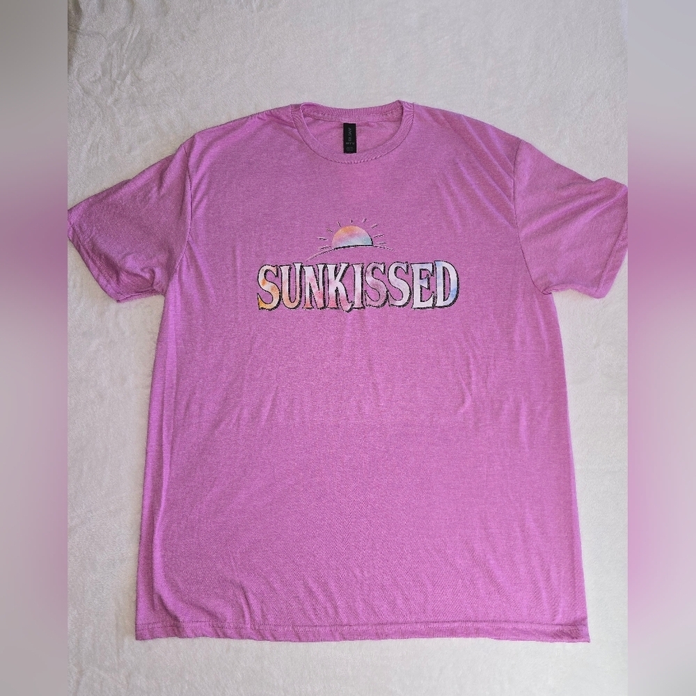 New Custom Made Sunkissed T-shirt, Multiple Sizes Heather Orchid